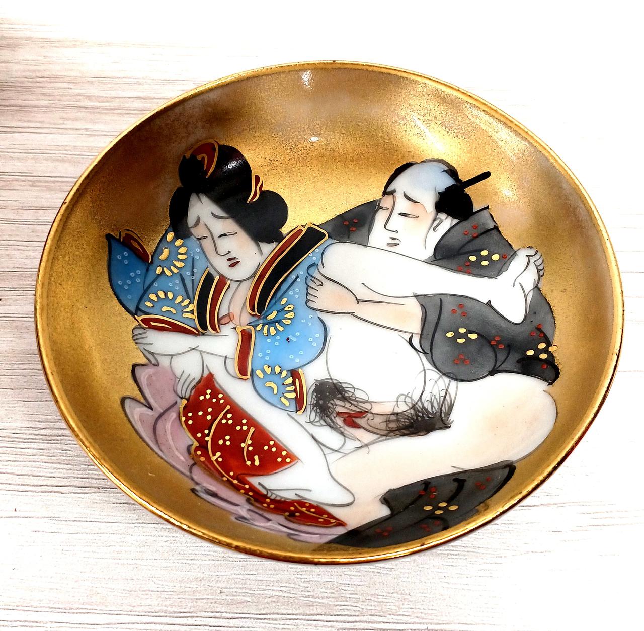 大皿
金色部分、色スレあり