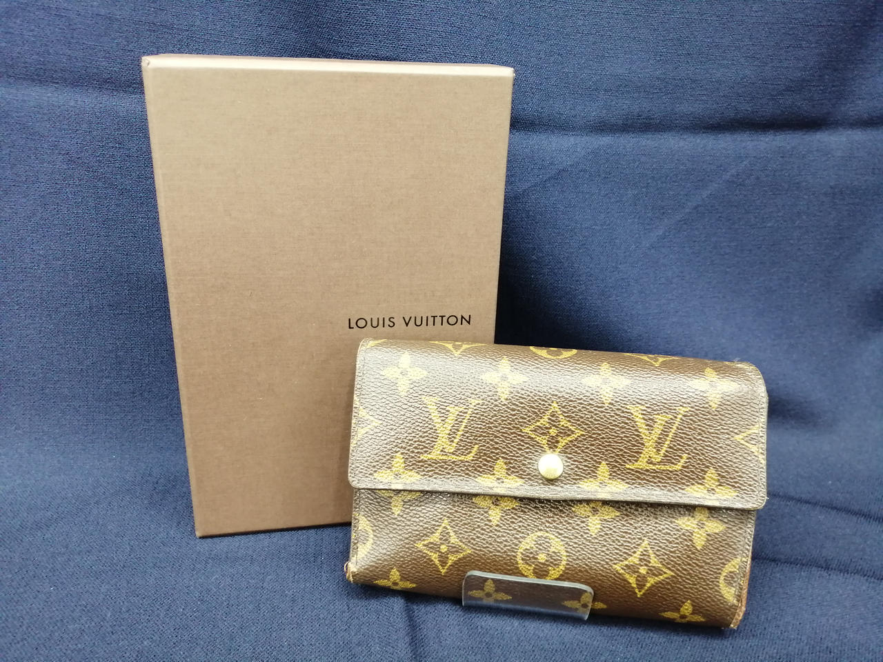 ルイヴィトン(LOUIS VUITTON)|ポルトトレゾールエテュイペピエ ...