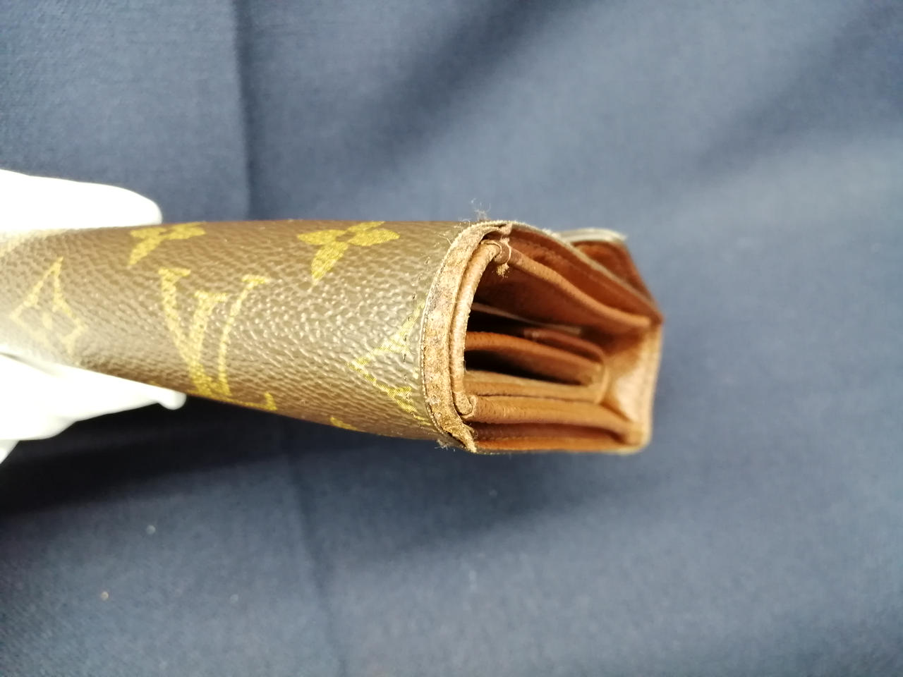 ルイヴィトン(LOUIS VUITTON)|ポルトトレゾールエテュイペピエ ...