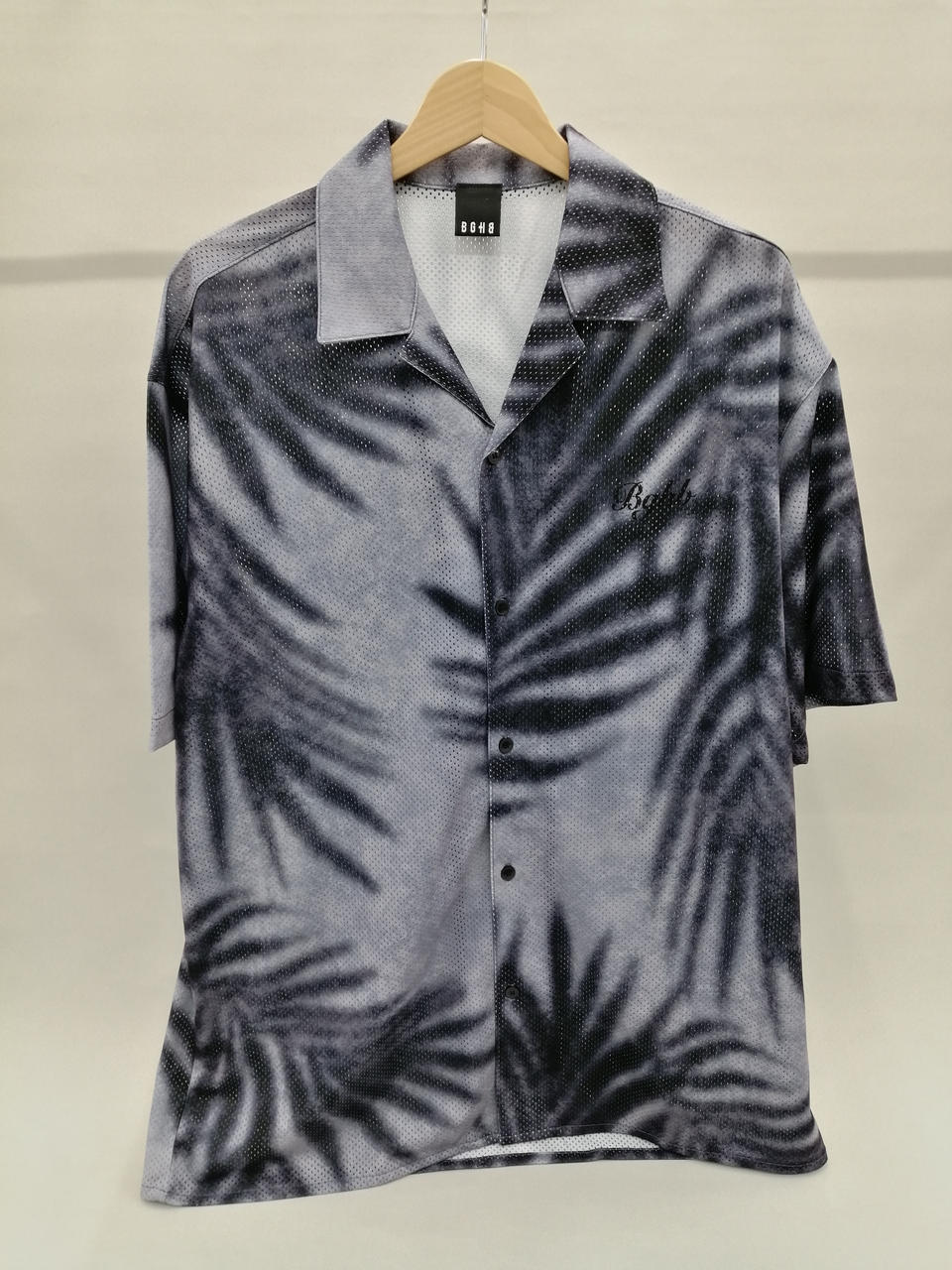 配送は折り畳んで梱包させていただきます。