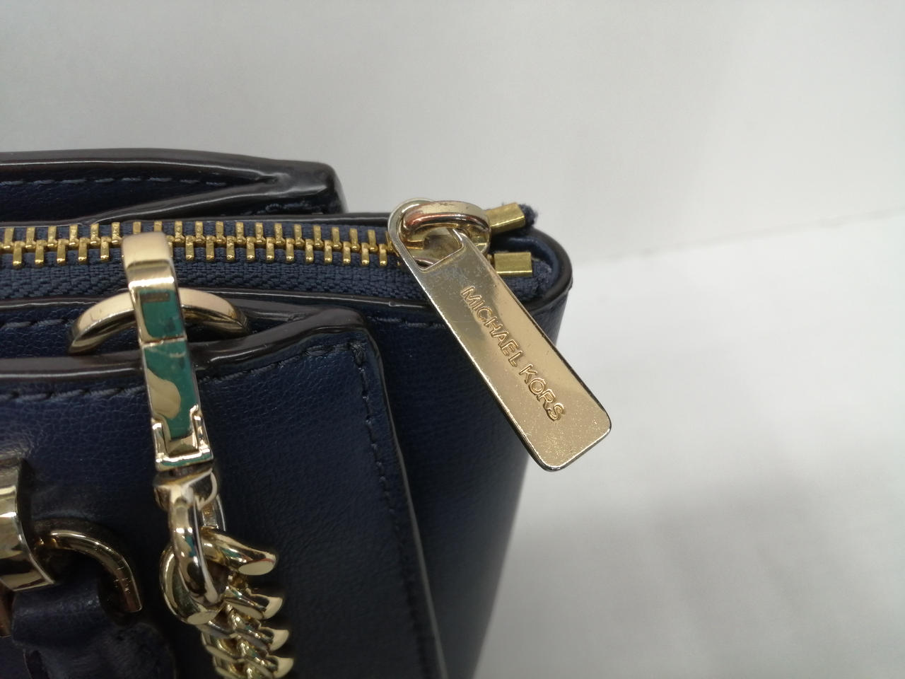 剥がれあります。