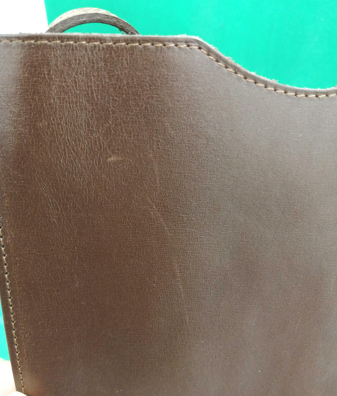 小キズ有ります。