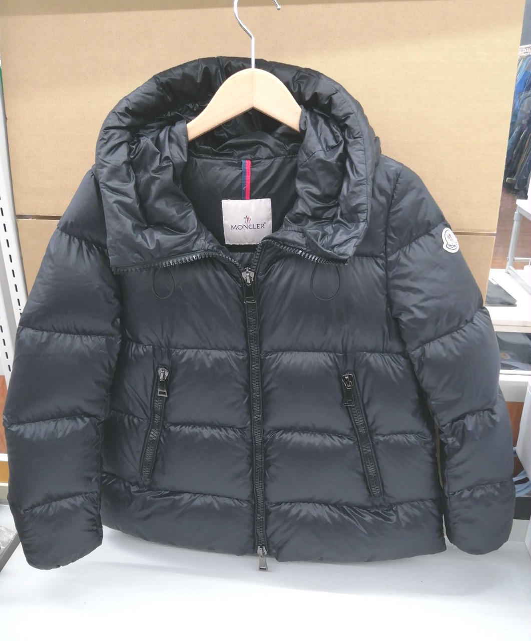 今だけお値下げ！美品　モンクレール　NEW URVILLE 　ジャケット Stock clearance sale：在庫一掃セール MONCLER NEW URVILLE