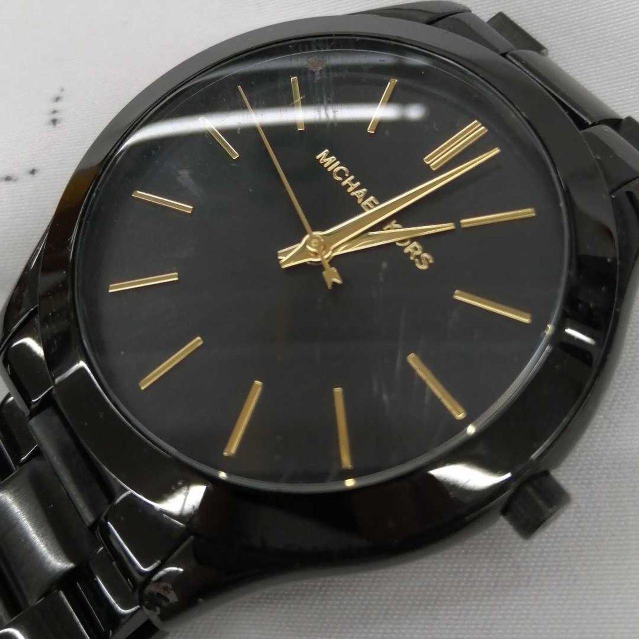 風防にキズが有ります