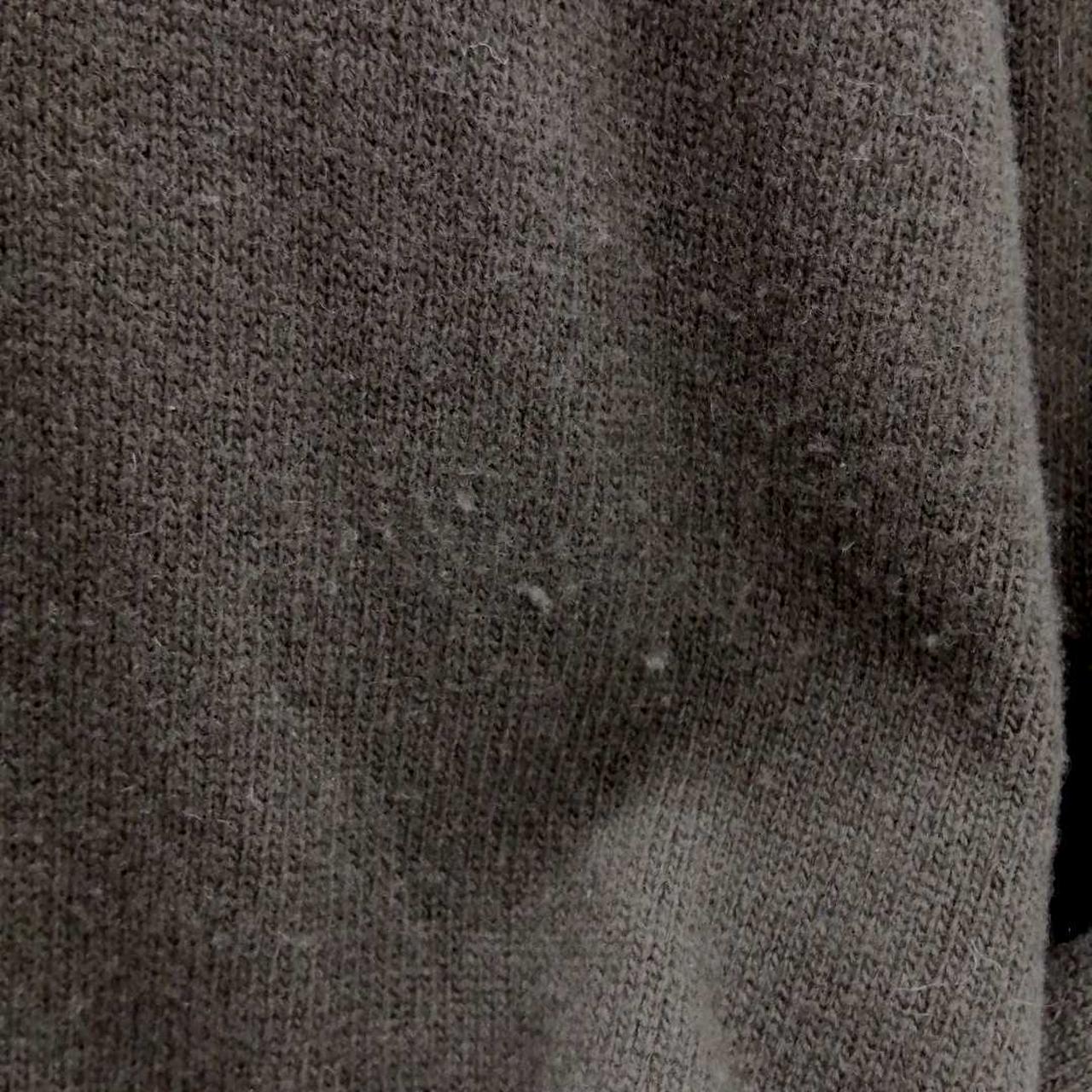 少し毛羽立ち有り