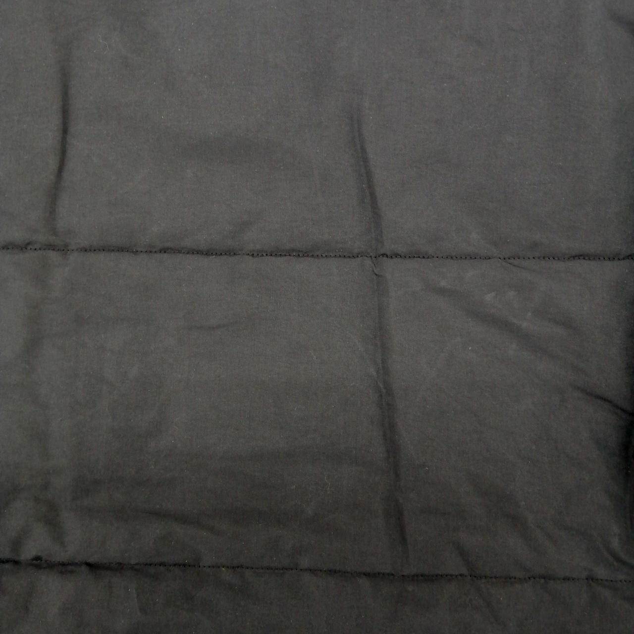 背中の右側に汚れ有り