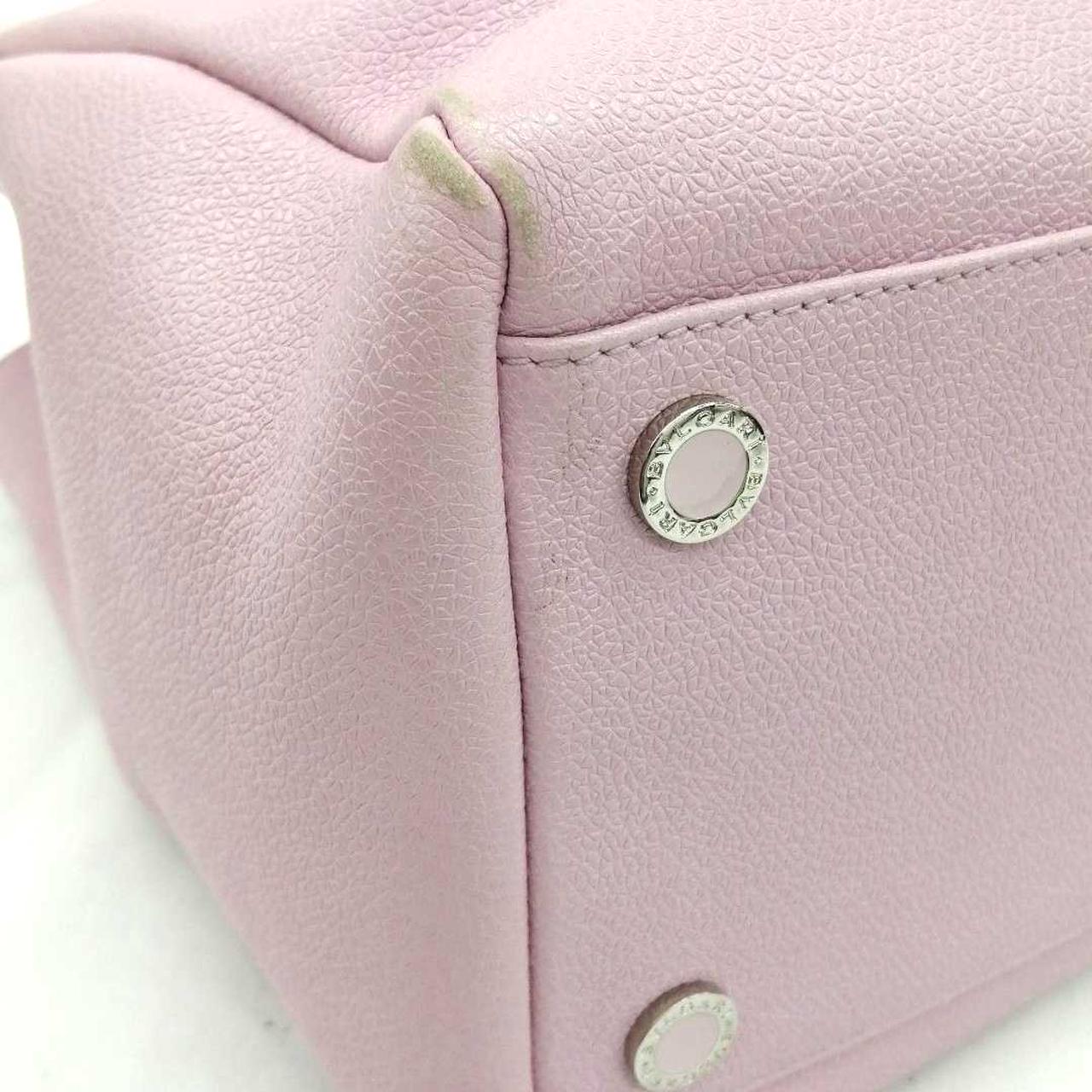 底部4隅に汚れ有り