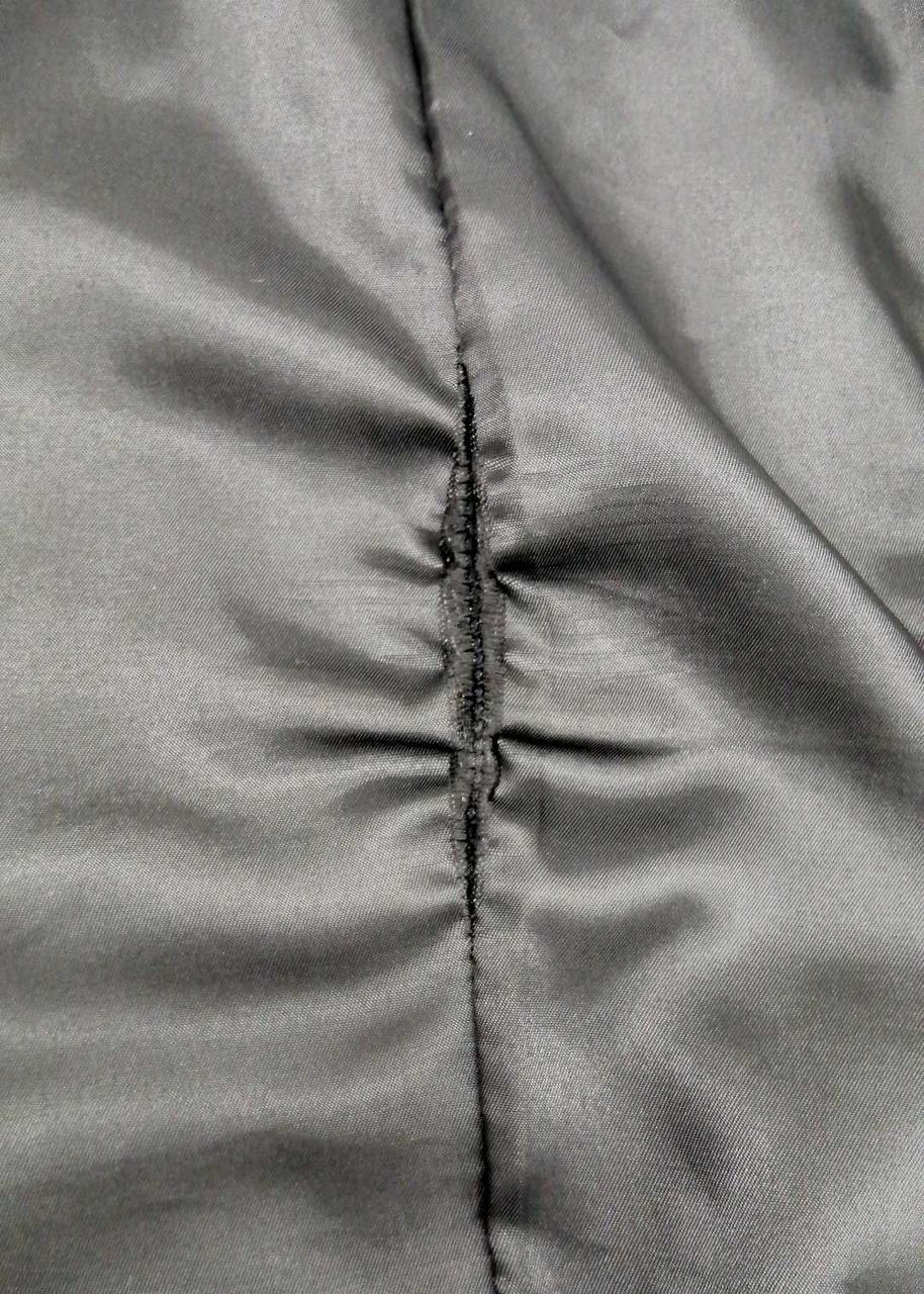 裏地に裂け有り