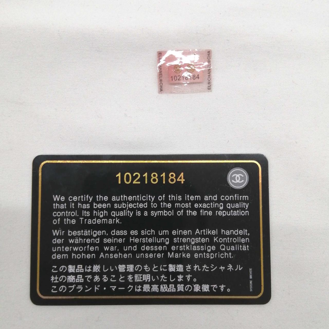 シール剥がれています