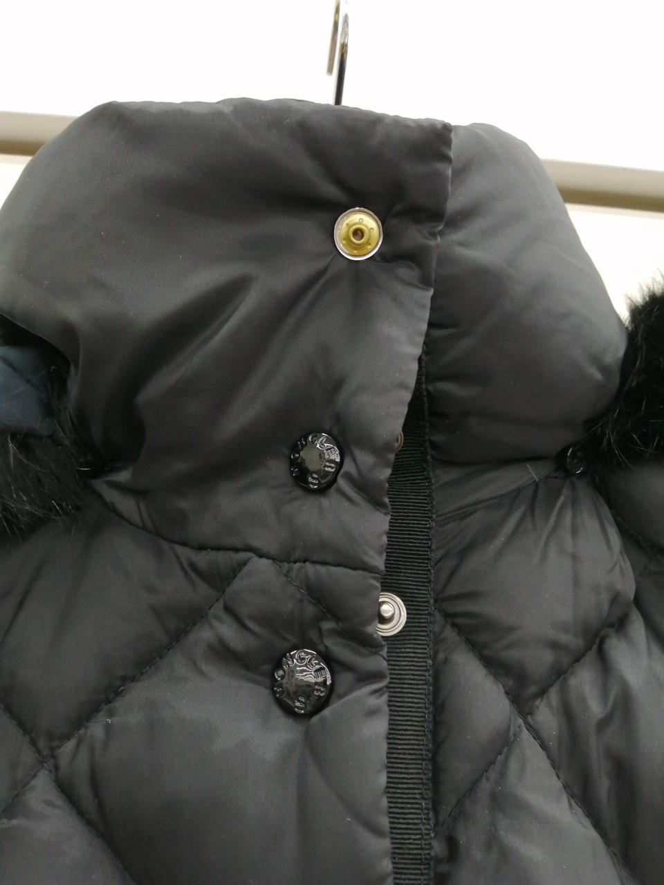 ボタンカバー欠損有り