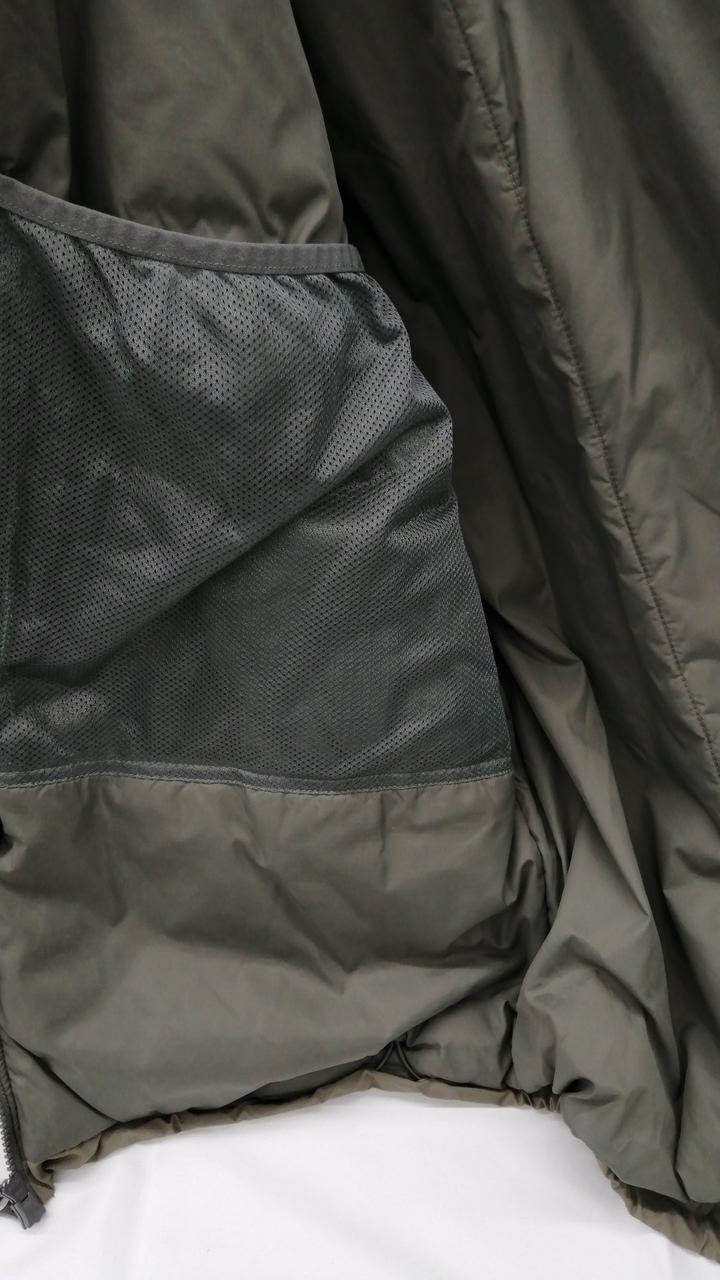 内側にポケット有り