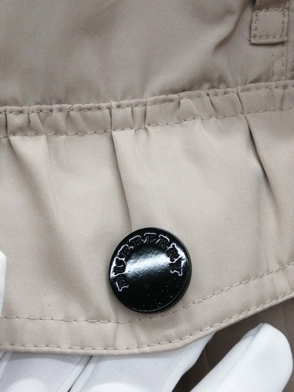 ボタンにロゴ有り