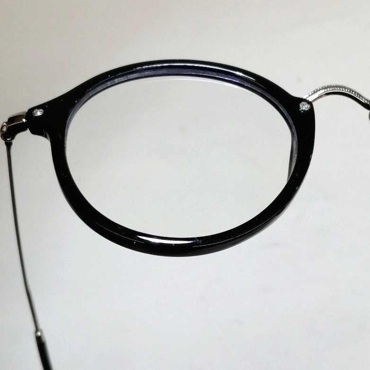 レンズに目立ったキズありません