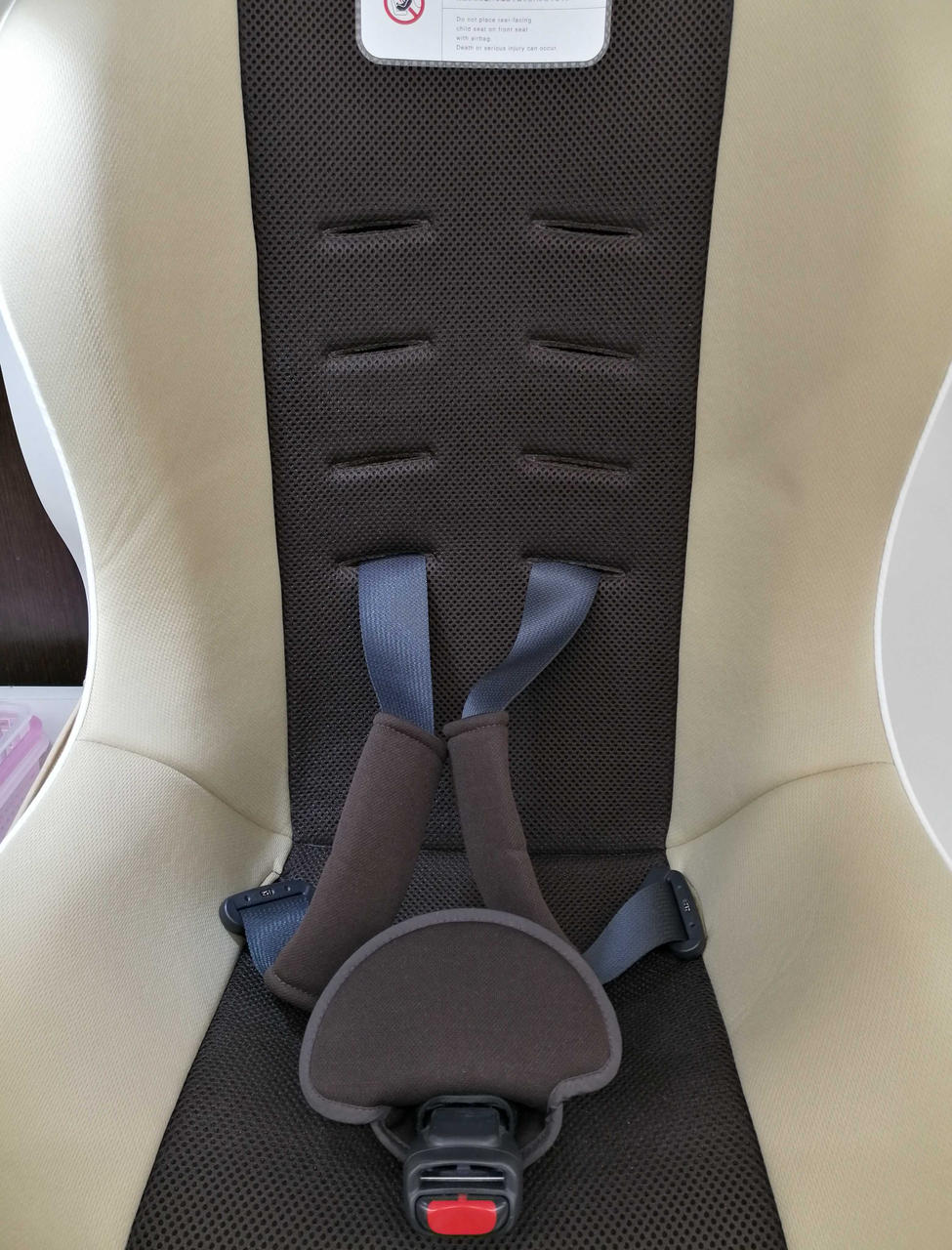 クッション外せます
高さ調節可能です