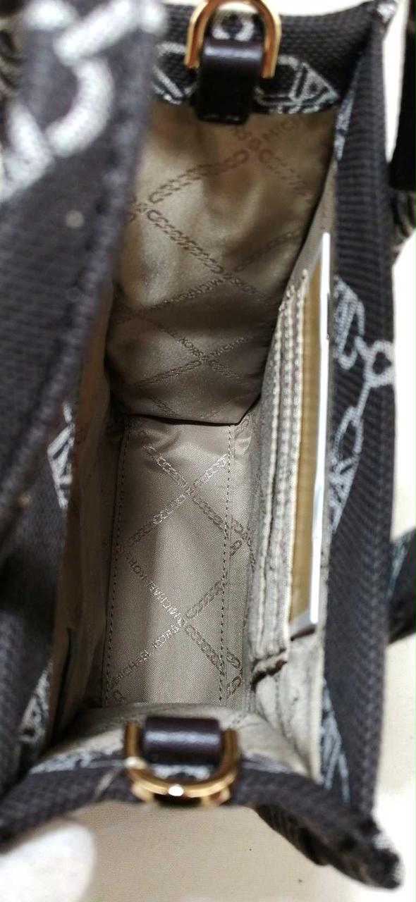 中に汚れありません