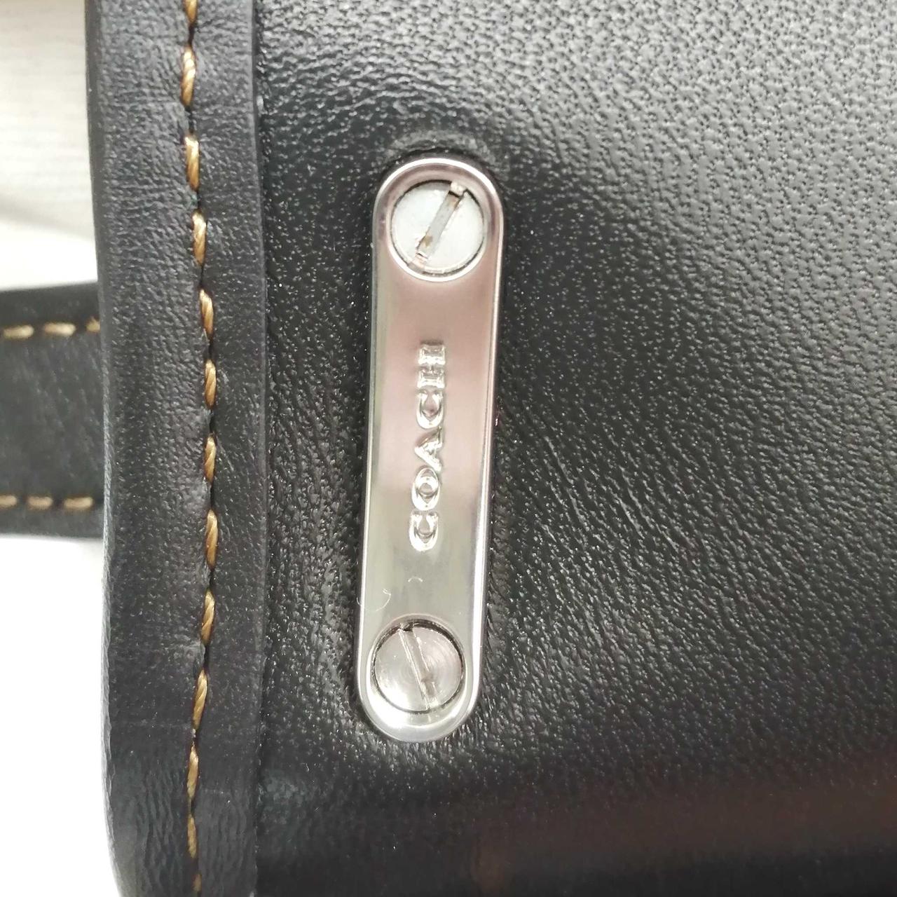 COACHの刻印あります