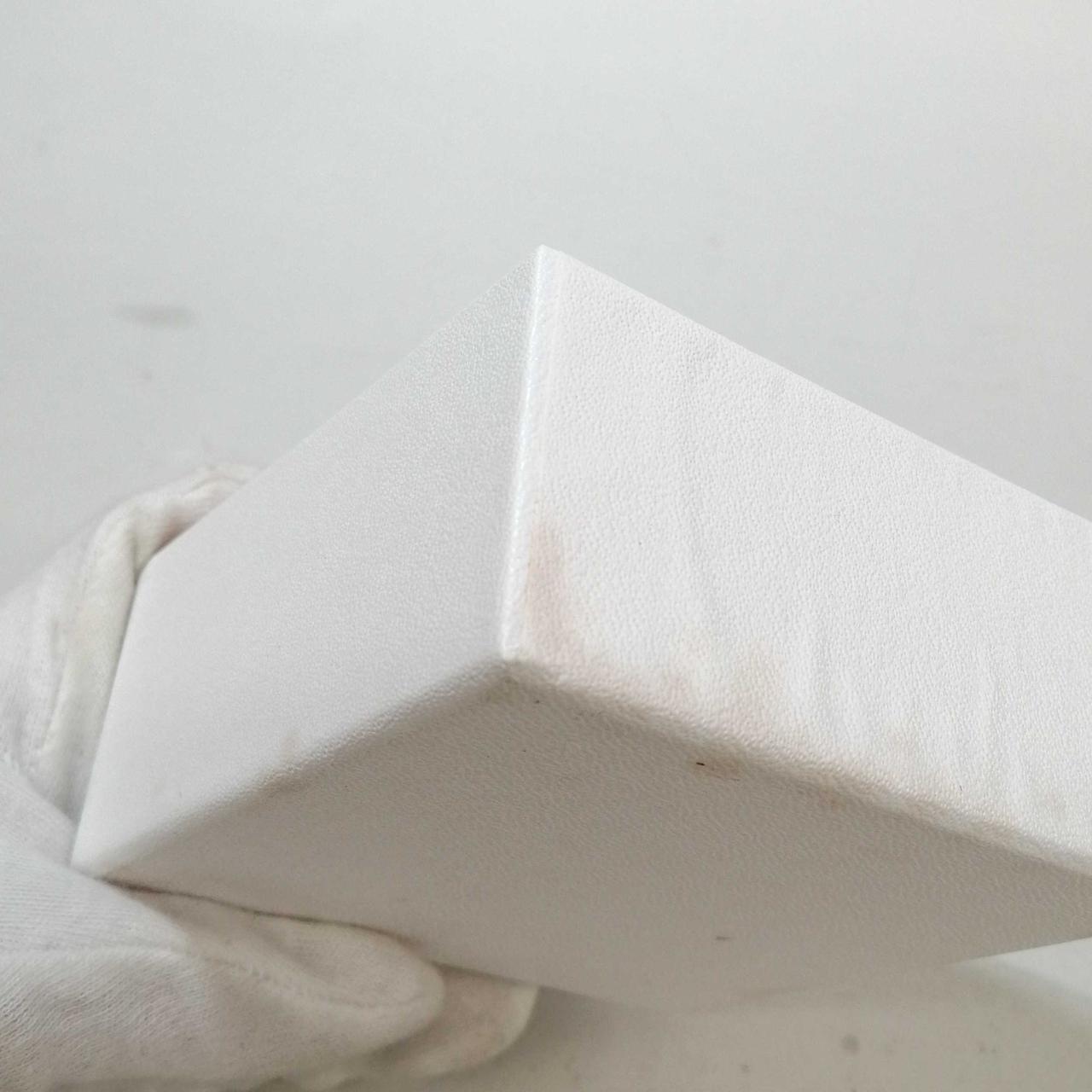 箱に汚れあります