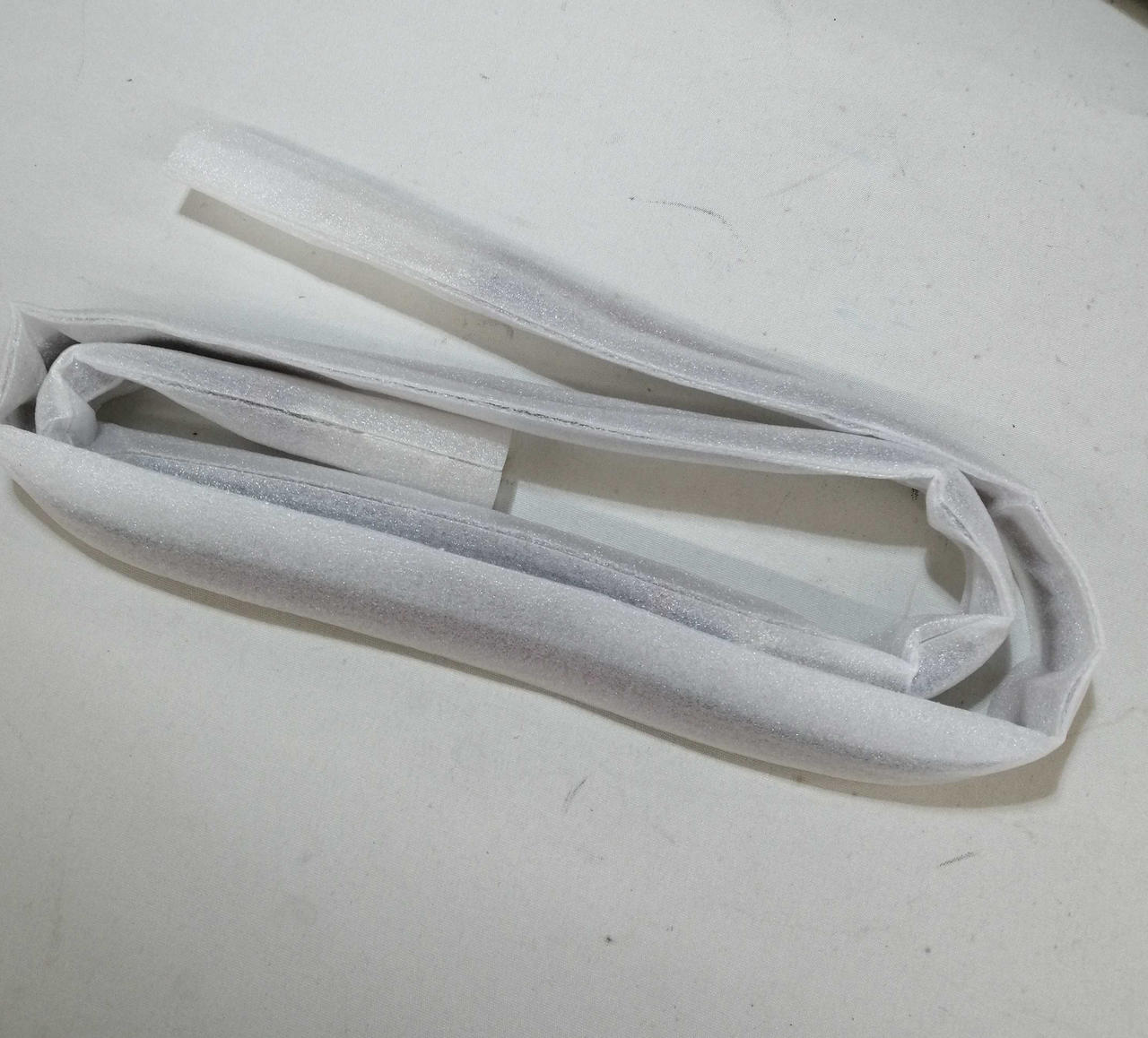 ショルダーストラップ