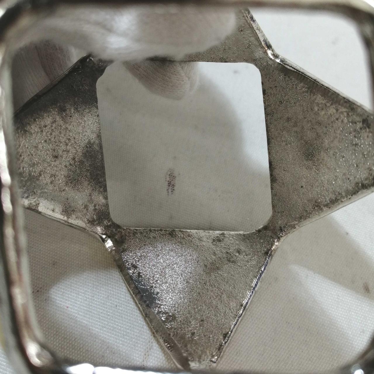 内側汚れ、キズあります