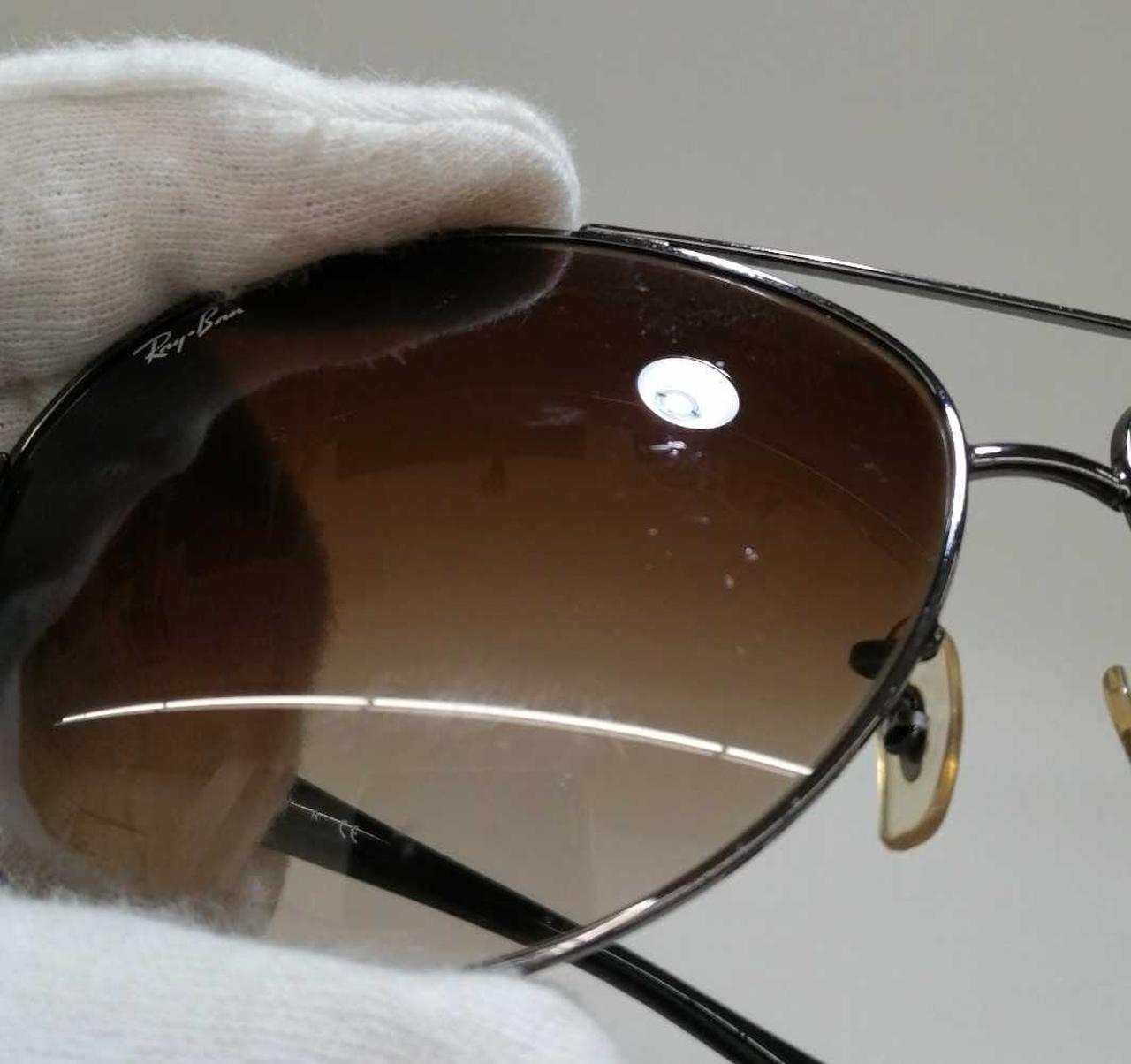 レンズ正面
汚れとキズあります