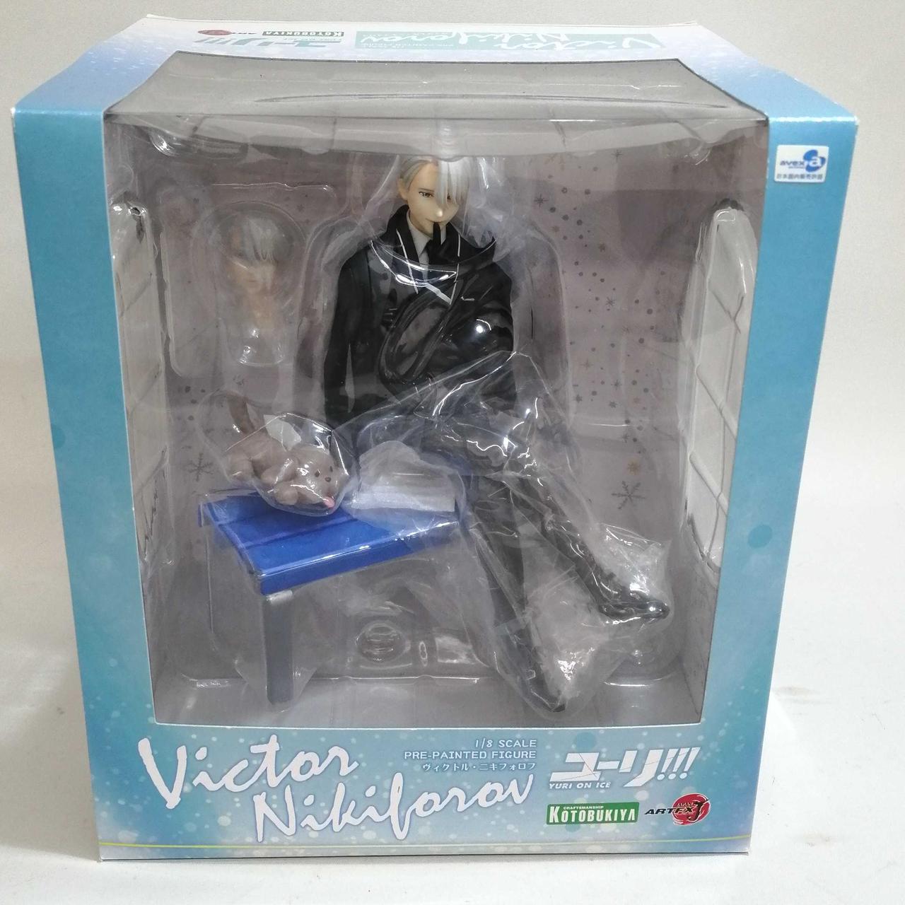 正面
箱にキズあります