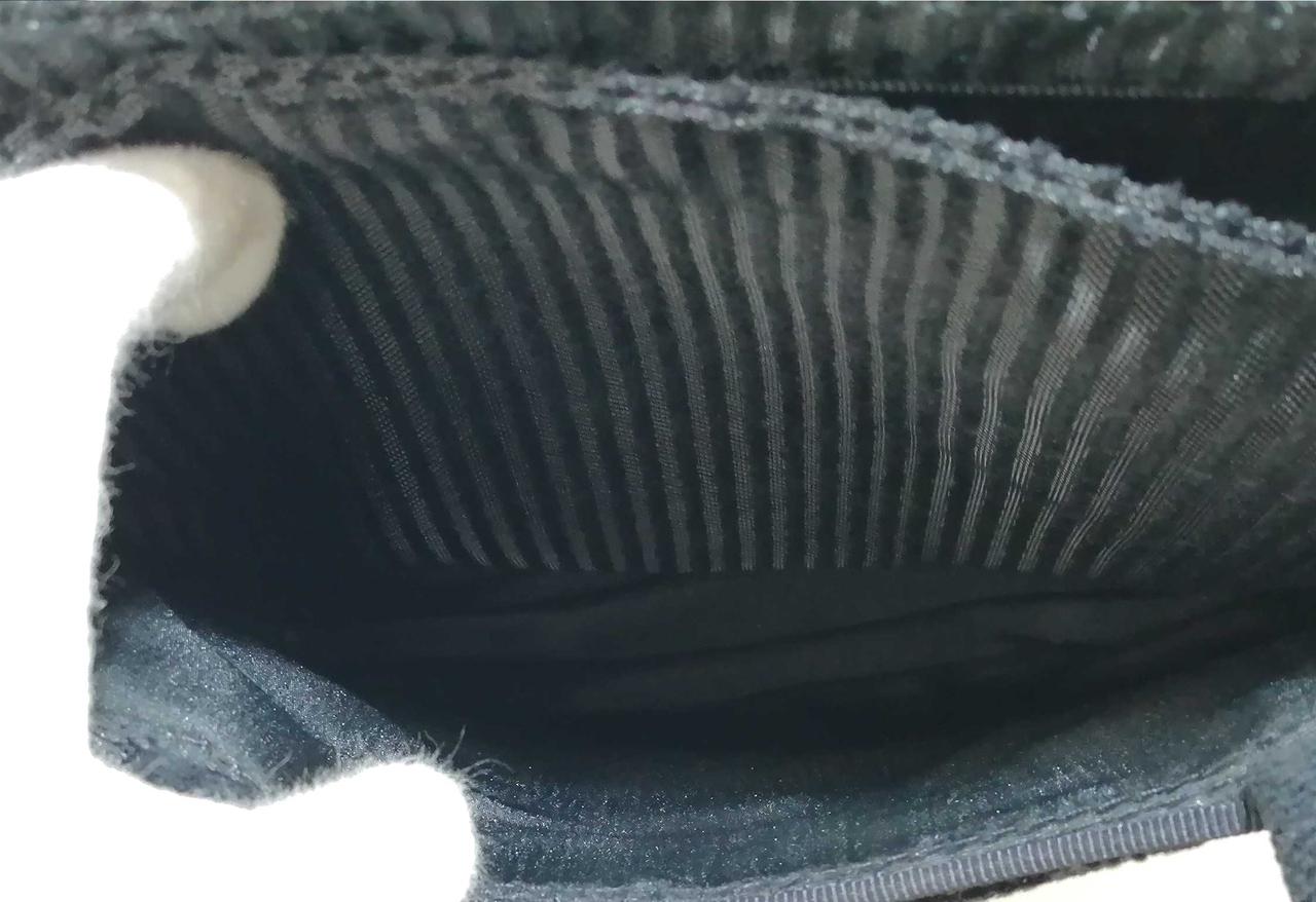 正面外ポケット　中身