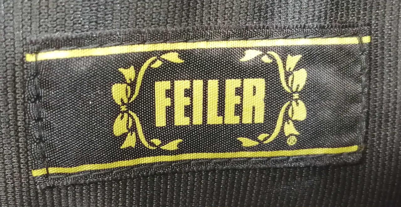 内ポケット　ロゴ