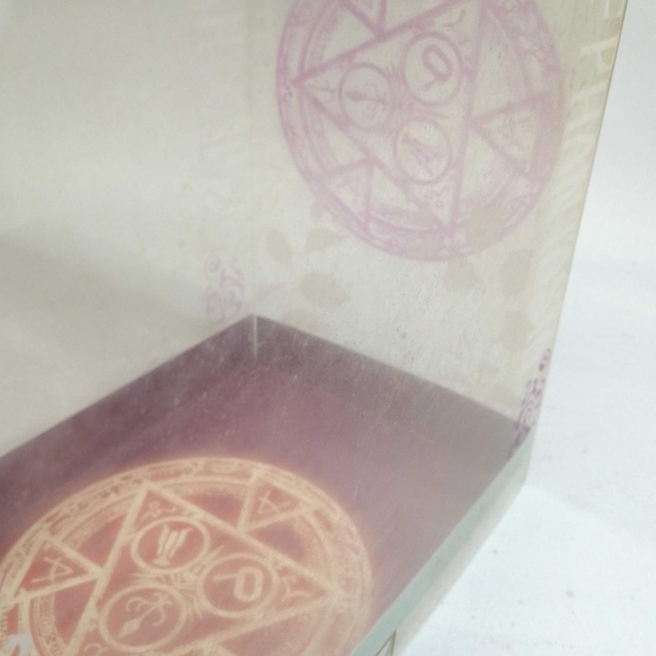 箱全体に汚れあります