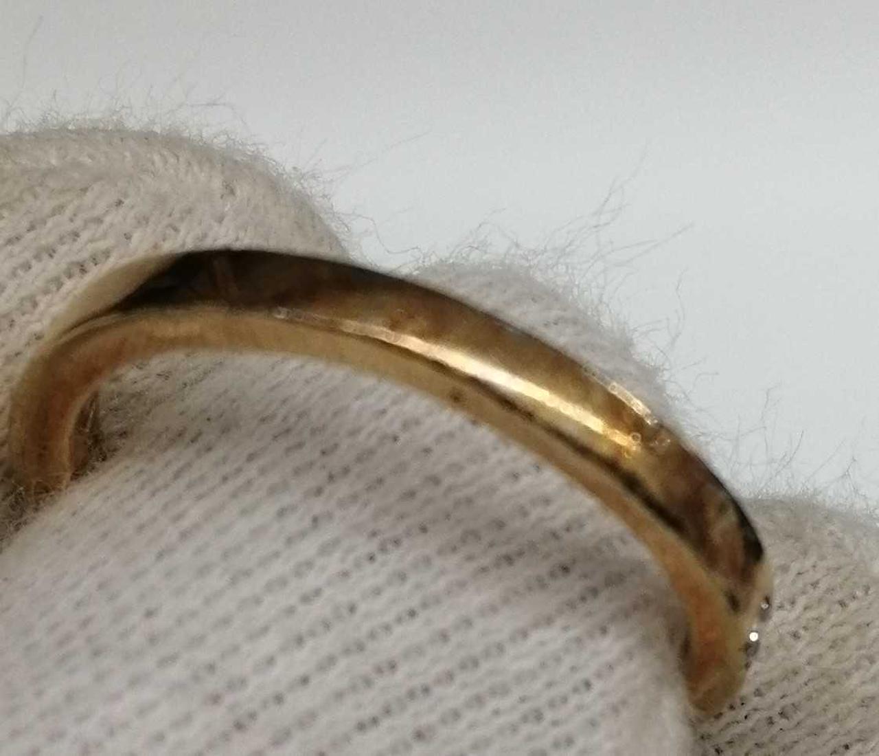 金塗装はがれあります