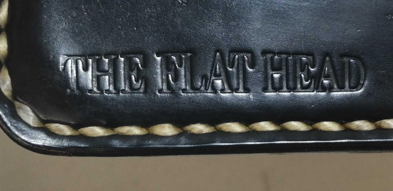 本体　内側　ロゴ