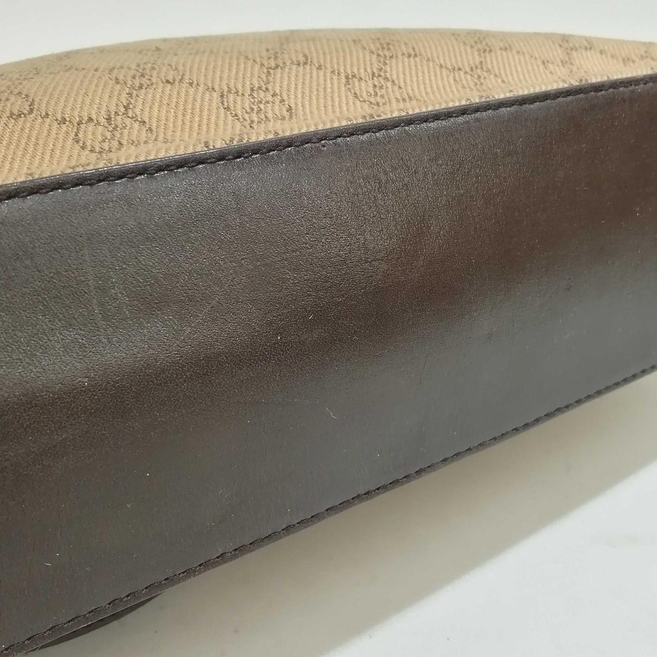 底面にキズあります