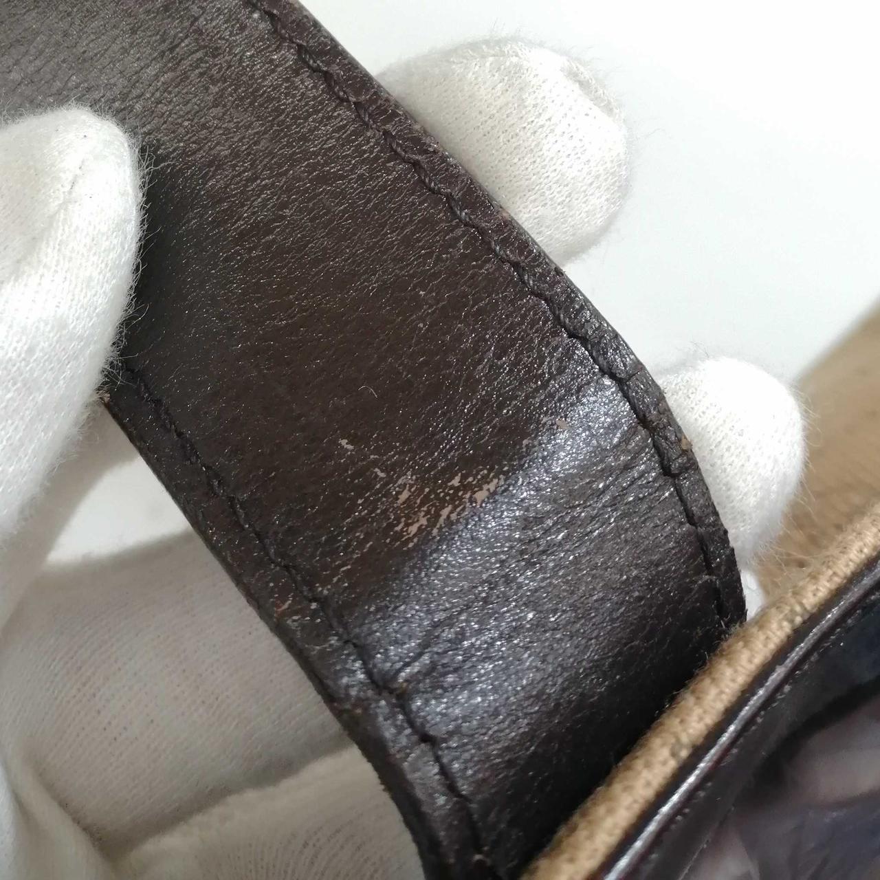 持ち手部分に劣化あります