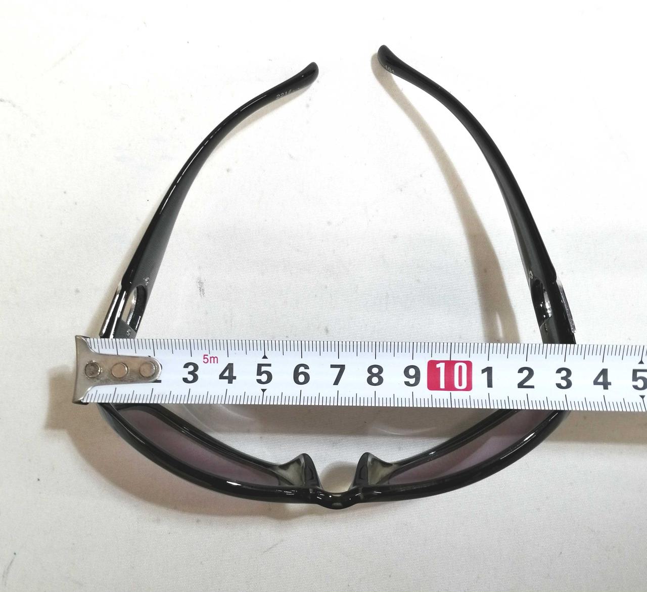 本体　横　約13.5cm