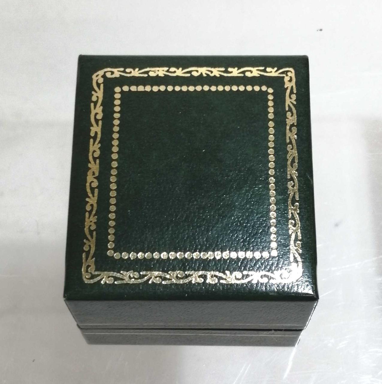 リング　箱　上面