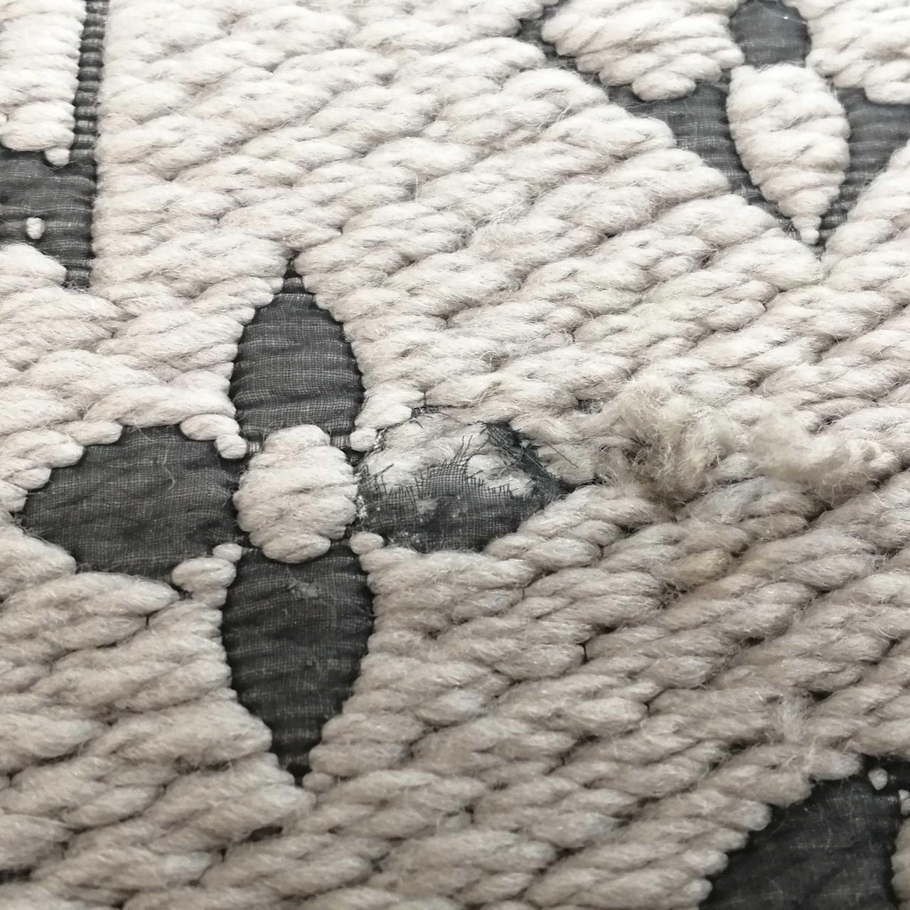 ほつれあります