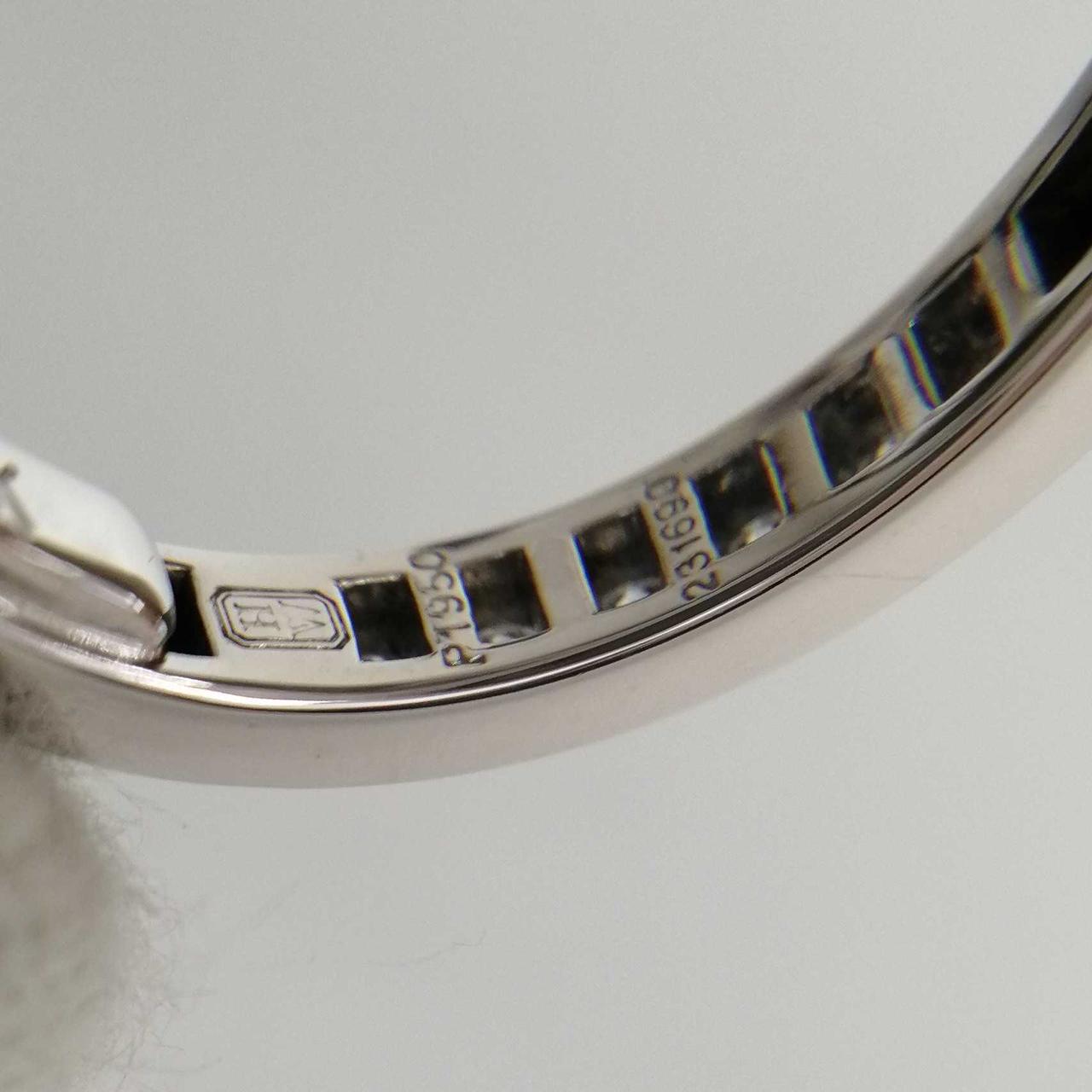 PT950 231690 の刻印あります