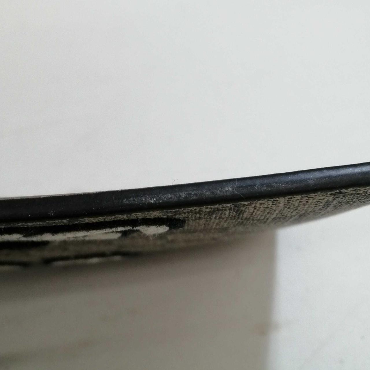 汚れ、擦れあります