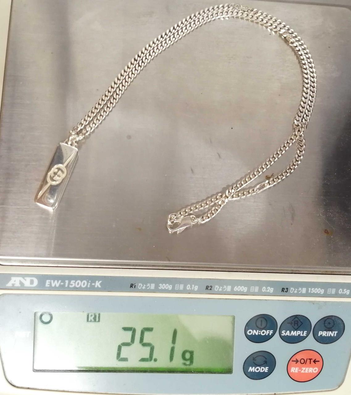 重さ　25.1g