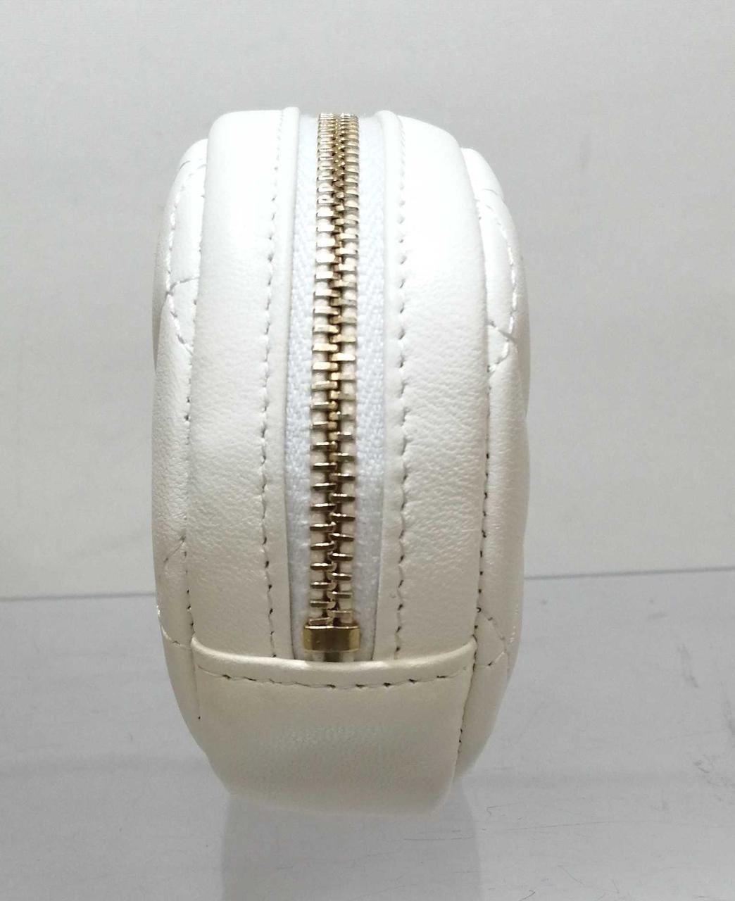 付属品1　左側面