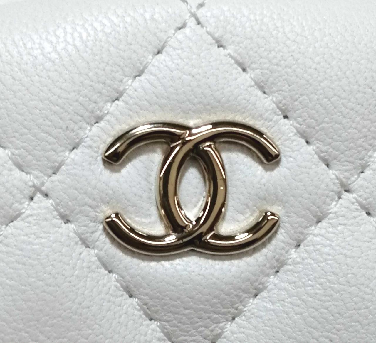 付属品1　アップ