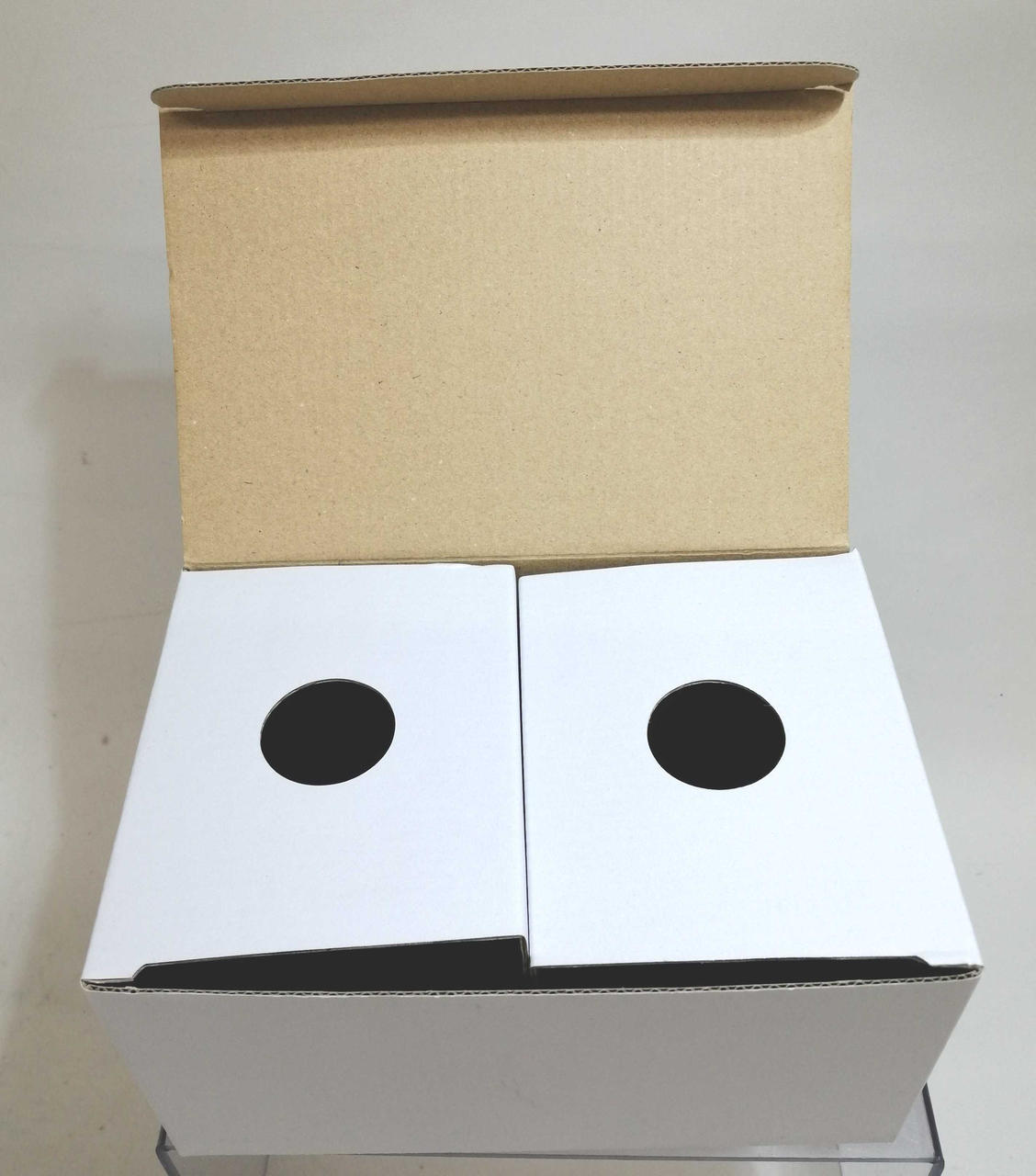付属品2　箱　中身