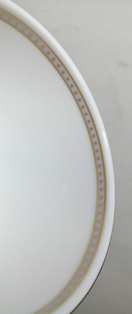 カップ　縁取り模様