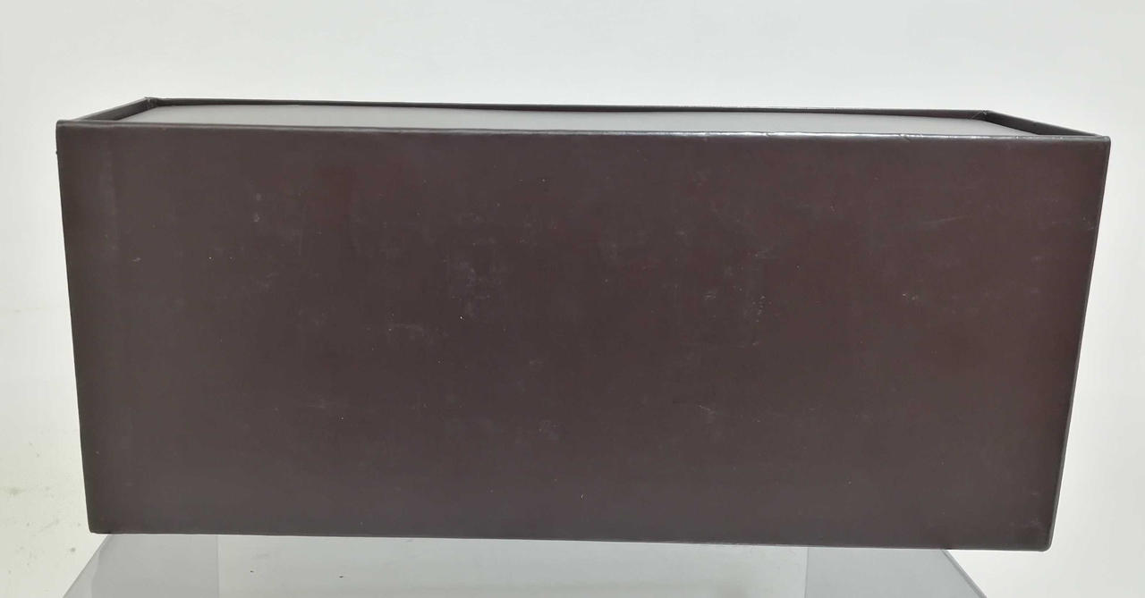 外箱2　底面　使用感あり