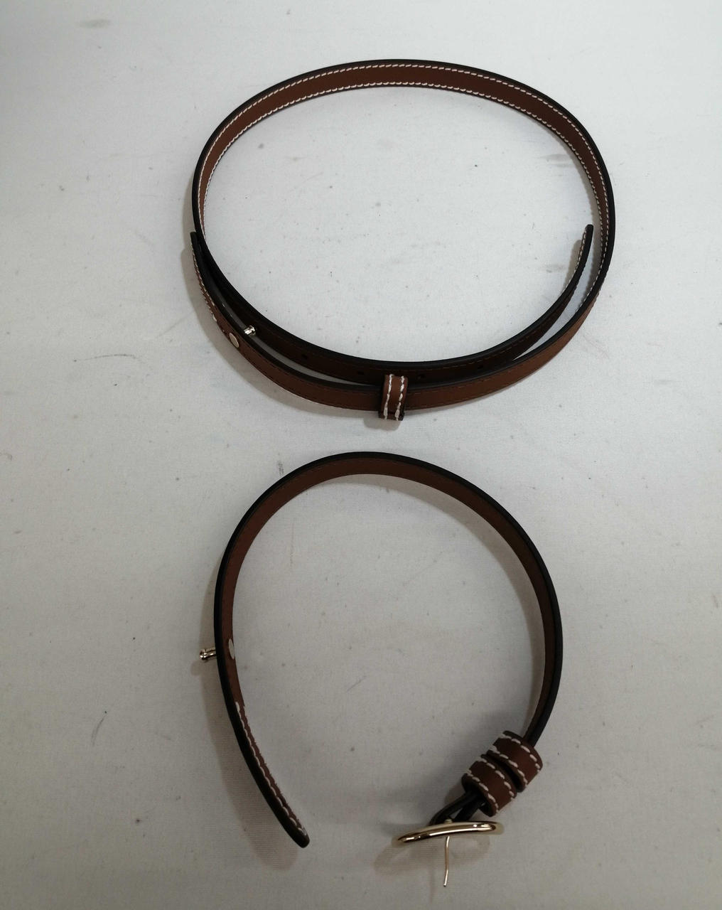 ショルダーストラップ