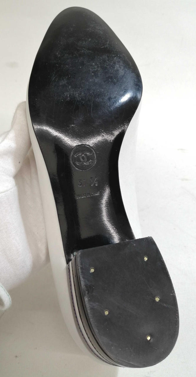 左足裏面　汚れあり