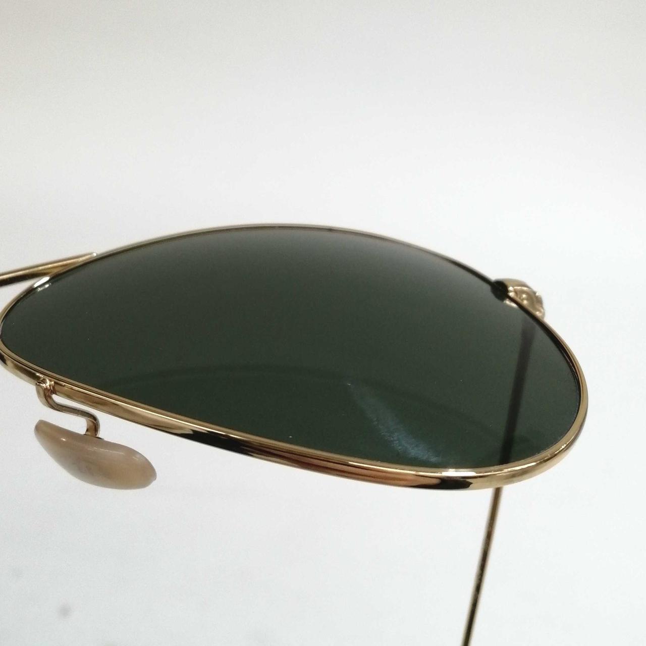 レンズ
細かいキズ、汚れあります