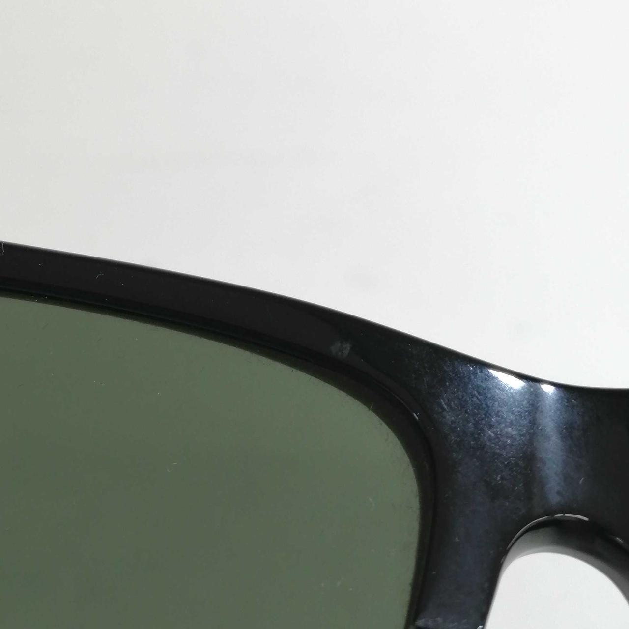 フレームにキズあります