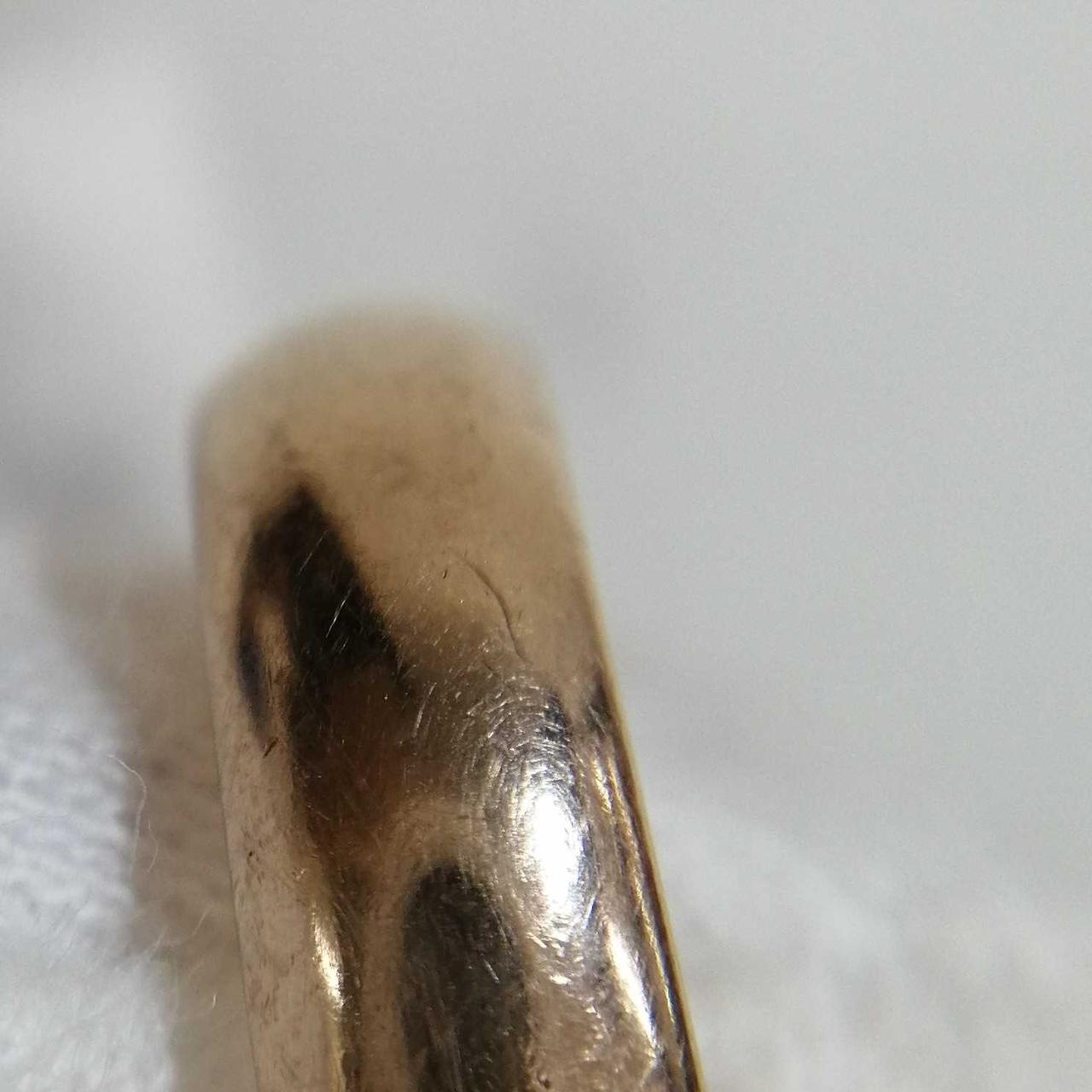 表面キズあります