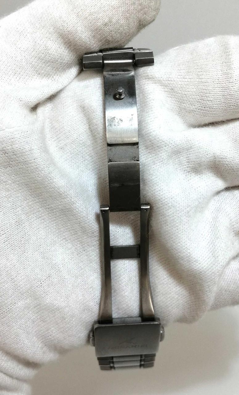 留め具部分　擦れ、汚れあります