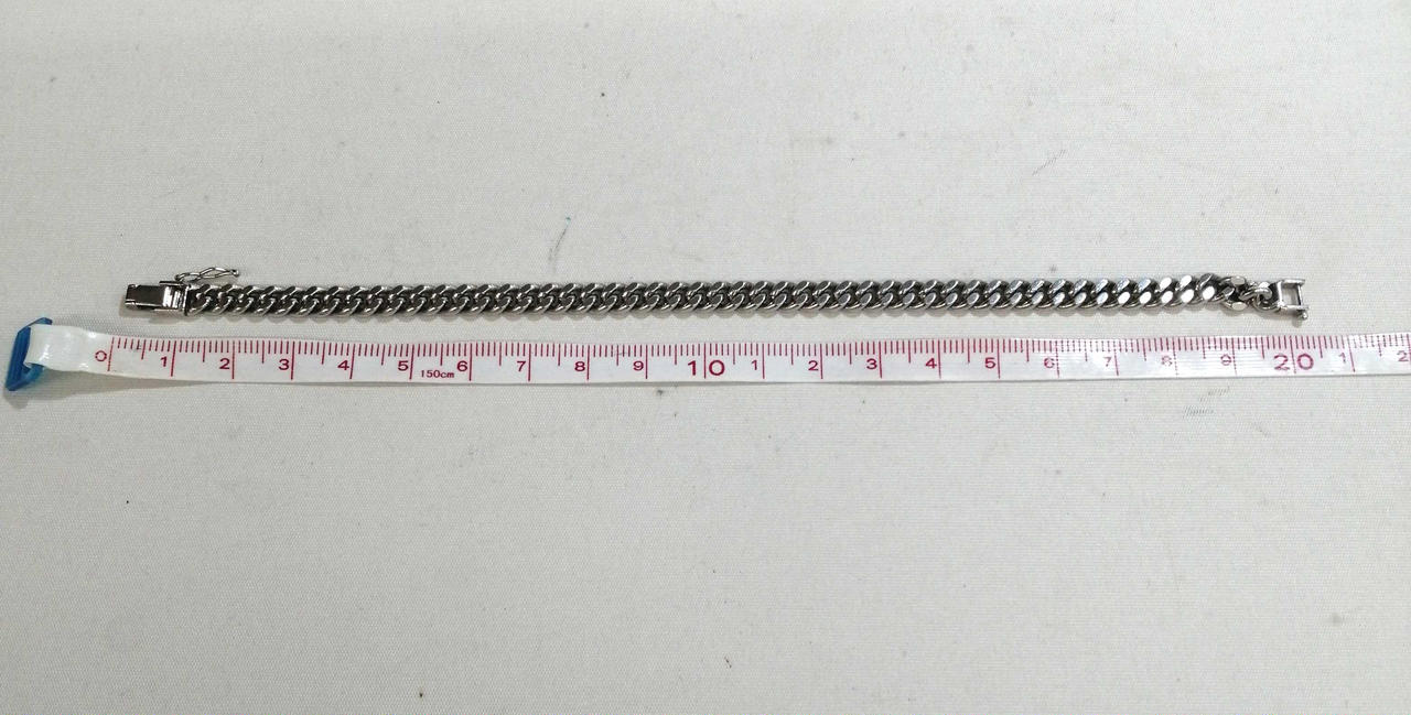 長さ約20cm